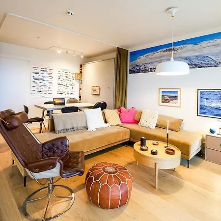 Arctic Sky Loft I Sea View I