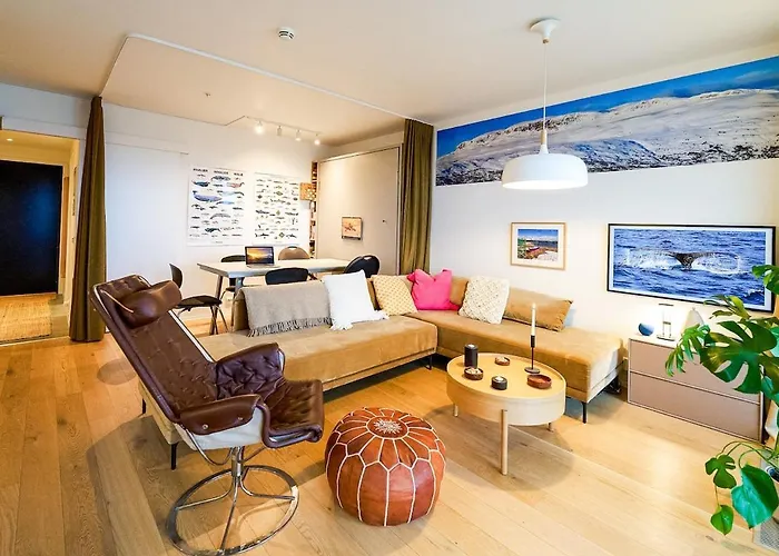 Arctic Sky Loft I Sea View I