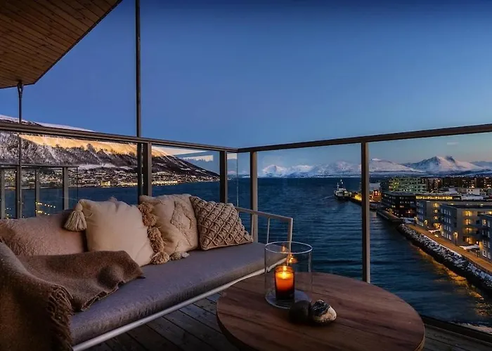 Arctic Sky Loft I Sea View I Apartamento *